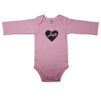 Pink newborn bodysuit with Persian calligraphy inside a heart. Long sleeve infant bodysuit with “Dear” in Farsi.