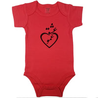 Red newborn bodysuit decorated with Persian calligraphy combined with a heart outline. Short sleeve infant bodysuit with “Loved by Uncle” in Farsi. Perfect outfit to surprise Dad’s brother.